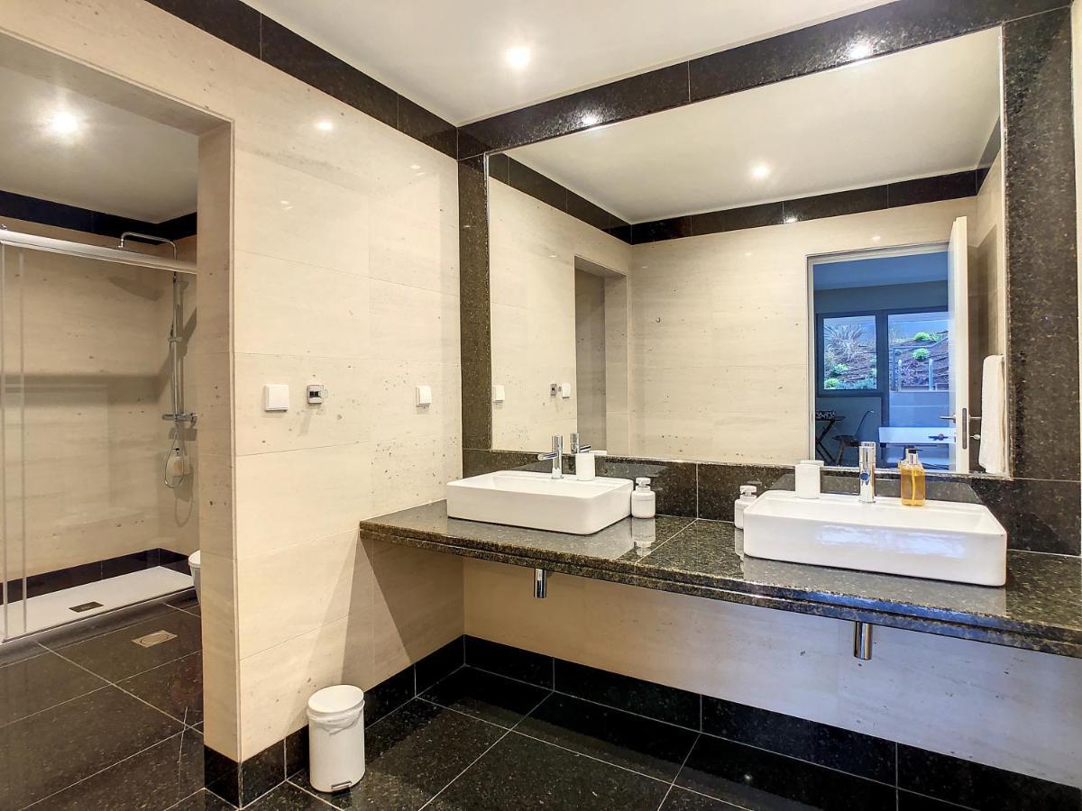 Over The Cliff Apartment By Lovelystay Funchal  Eksteriør billede